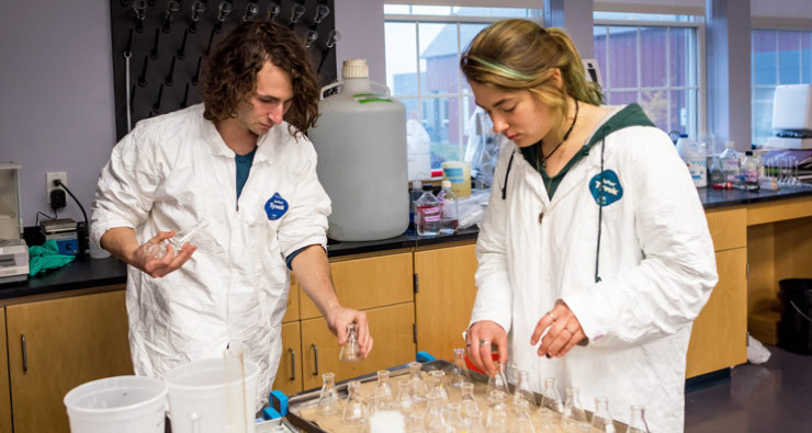 Colby-Sawyer students conduction research in the lab